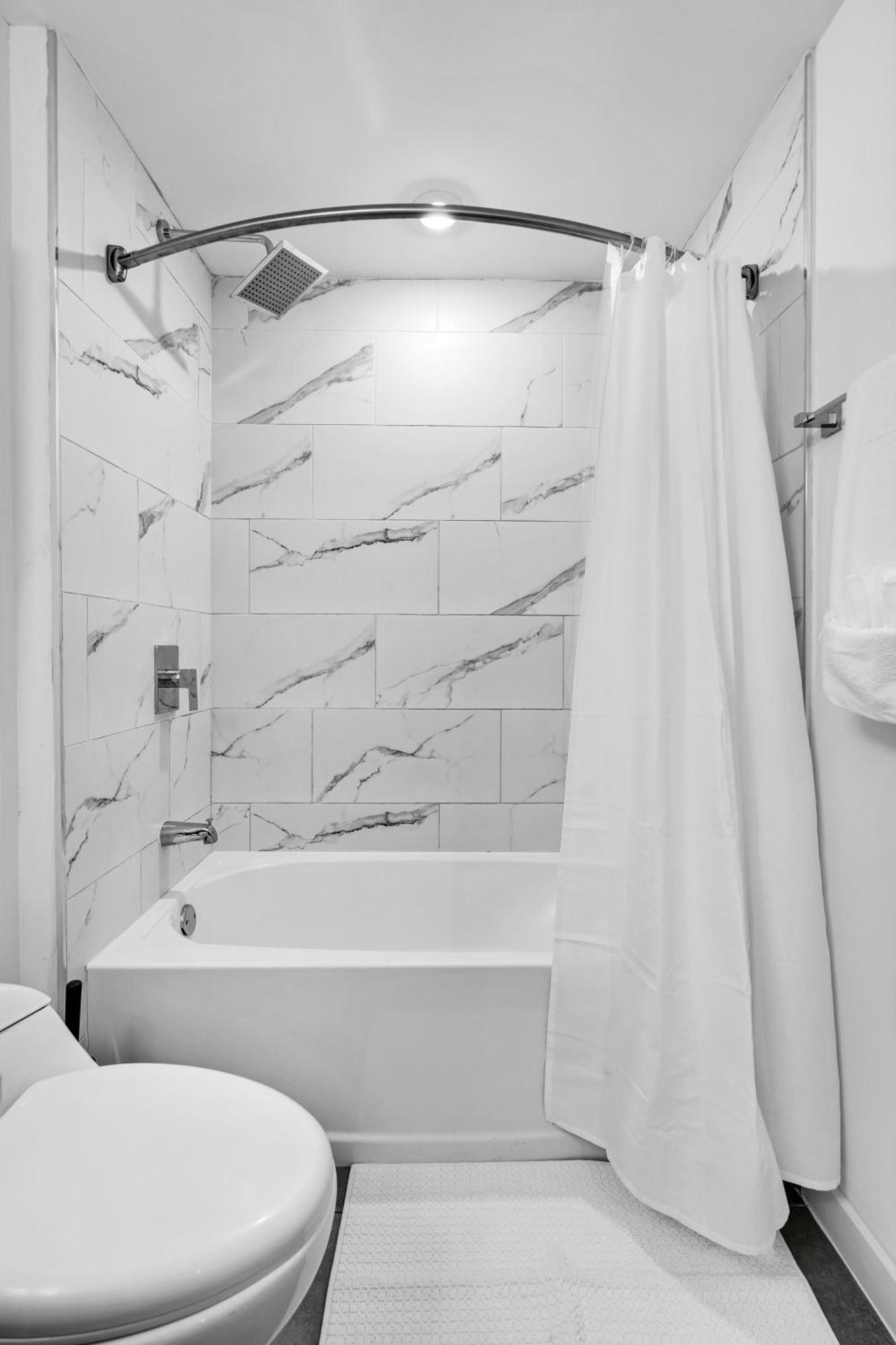 شقة Prime Location 1-Bed Retreat With Free Parking ميامي المظهر الخارجي الصورة