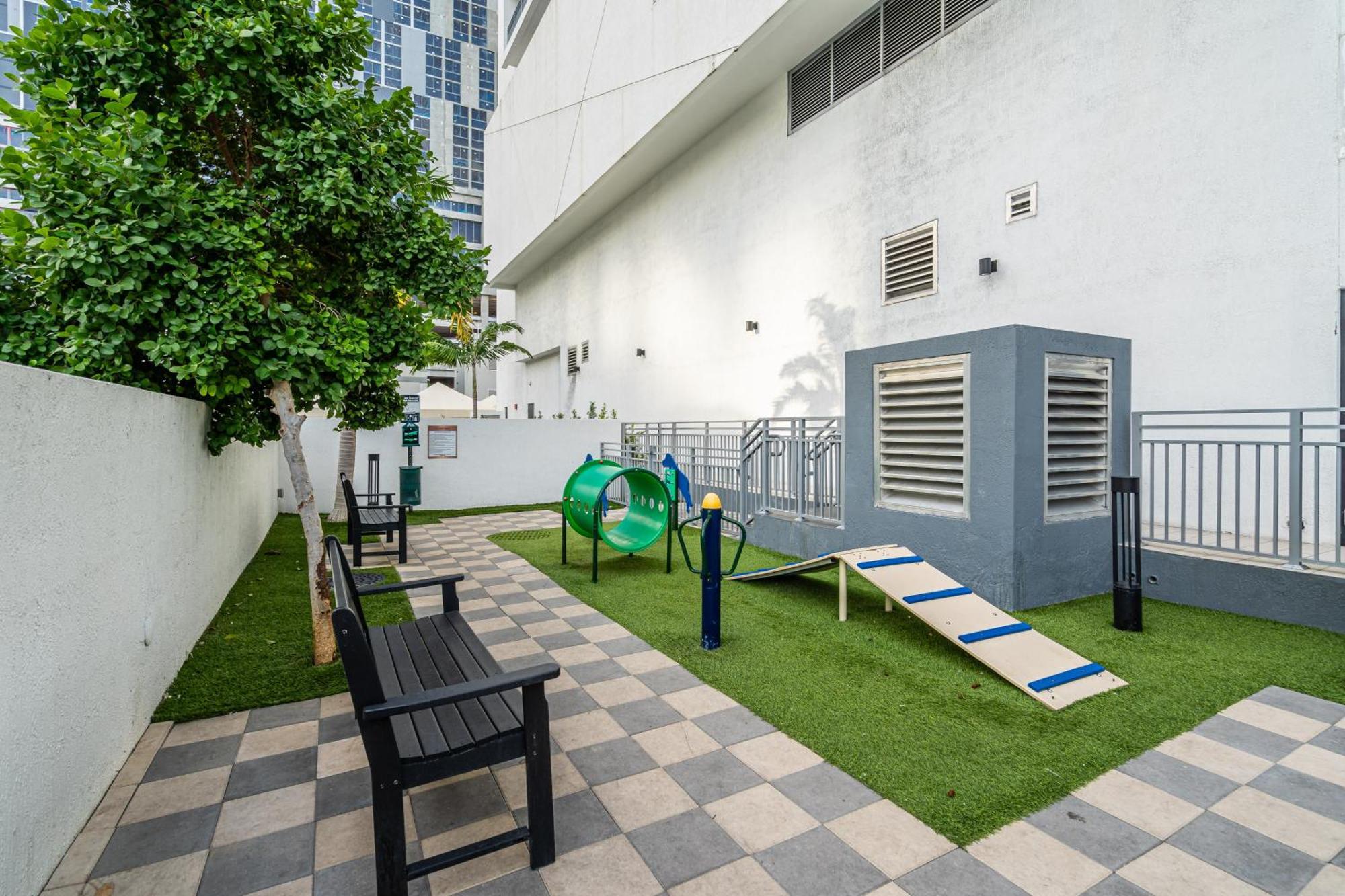 شقة Prime Location 1-Bed Retreat With Free Parking ميامي المظهر الخارجي الصورة
